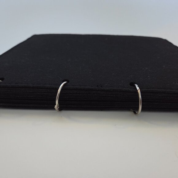 Crocs Jibbitz Charm Organizer Binder – Black - Picture 4 of 7